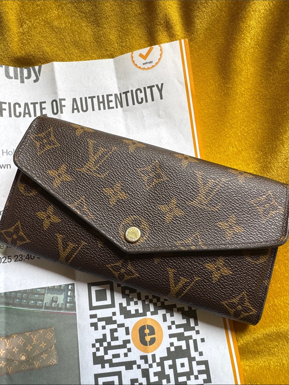 Sarah Wallet

$775.00
One of Louis Vuitton's classic models. - Picture 15 of 16